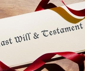 Photo of Stephen S. Choi, Attorney at Law establishing an estate plan