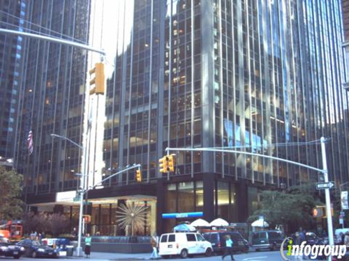 Photo of McGuireWoods Serves Public, Private, Government And Nonprofit Clients