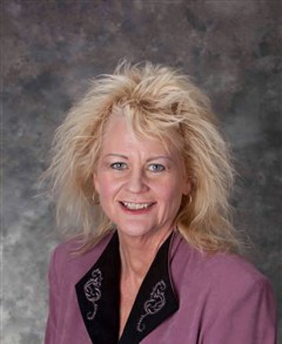 Photo of Kujanson, Mary, AGT your personal Farmers Insurance agent located in Rochester