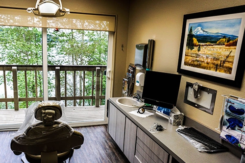 Photo of Amin Taba Dentist Providing High-quality Dental Care