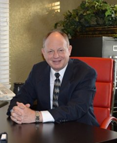 Photo of Busby, Bruce, AGT your personal Farmers Insurance agent located in Visalia