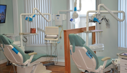 Photo of Dr. Butt's Orthodontics Harvard-trained, Board-Certified Orthodontist