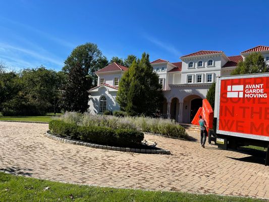 Photo of Avant-Garde Moving & Storage