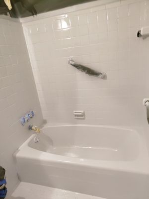 Photo of G&G Tub & Tile Reglazing