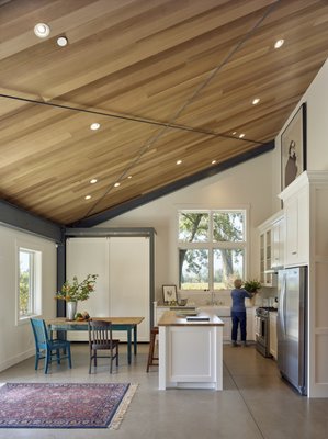 Photo of Andre Rothblatt Architecture