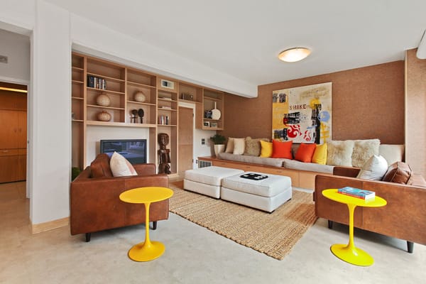 Photo of Deborah Lopez - Paragon Real Estate Group