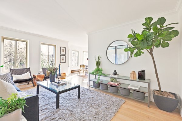 Photo of Mimi Bruce - Compass Real Estate