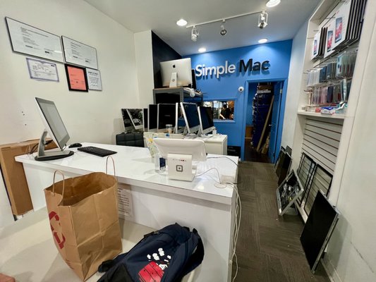 Photo of Simple Mac & Phone Repair