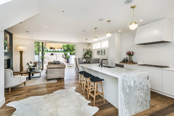 Photo of Alek Keytiyev - Compass Real Estate