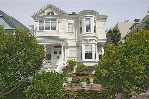 Photo of Cece Doricko - Compass Real Estate