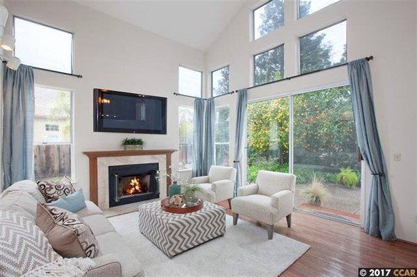 Photo of Julia Zagatsky and Maria Sky-Topf - JZMax Realty and Mortgage