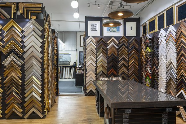 Photo of Brentano's Custom Framing
