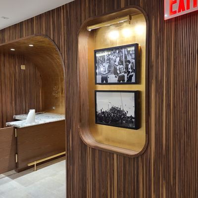 Photo of Art Installation and Hanging Associates