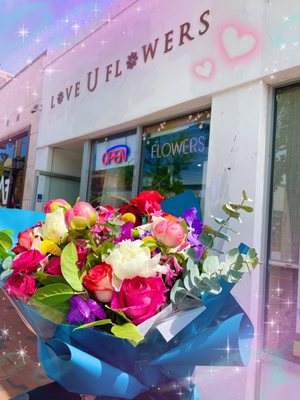 Photo of Love U Flowers