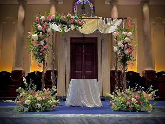 Photo of Lemon Terrace Florals