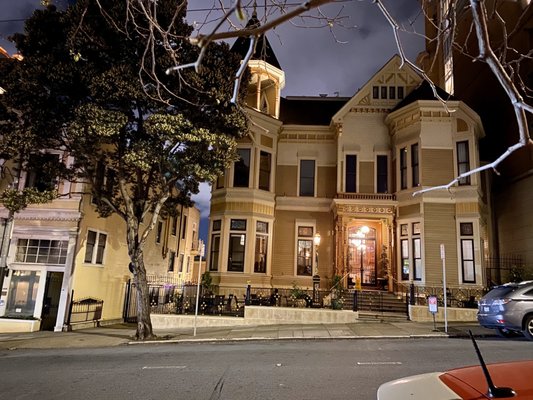 Photo of Mansion on Sutter