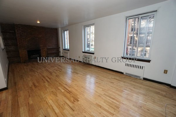 Photo of Universal Realty Group