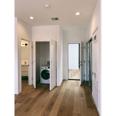Photo of Maid for LA Cleaning Service
