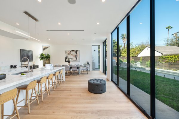Photo of Sierus Erdelyi's - TruLine Realty
