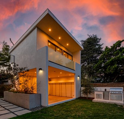 Photo of Sierus Erdelyi's - TruLine Realty