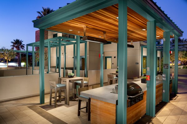 Photo of 2300 Wilshire Apartments