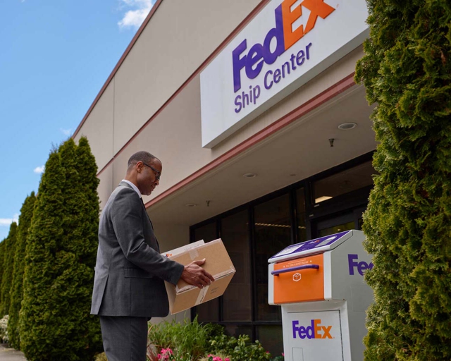 Photo of FedEx Ship Center