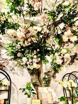 Photo of The Bouqs Flower Studio - Los Angeles