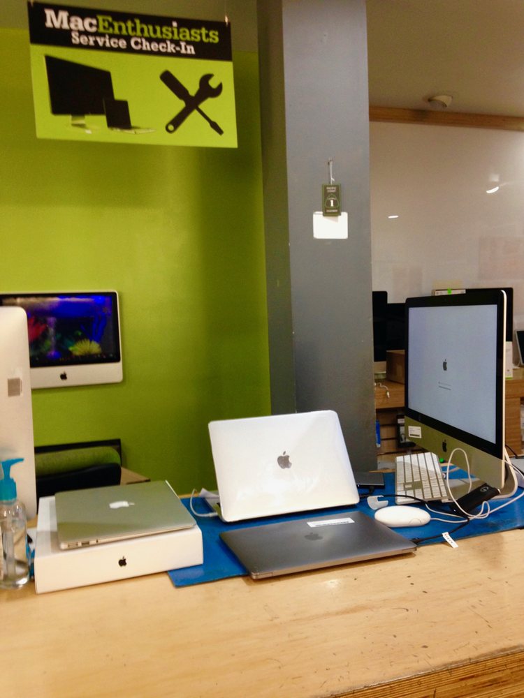 Photo of Mac Enthusiasts