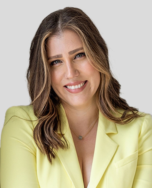 Photo of Lizy Hoeffer at CrossCountry Mortgage