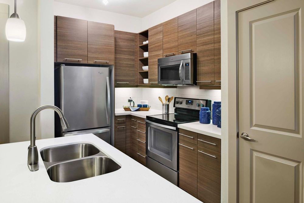 Photo of Camden Lincoln Station Apartments