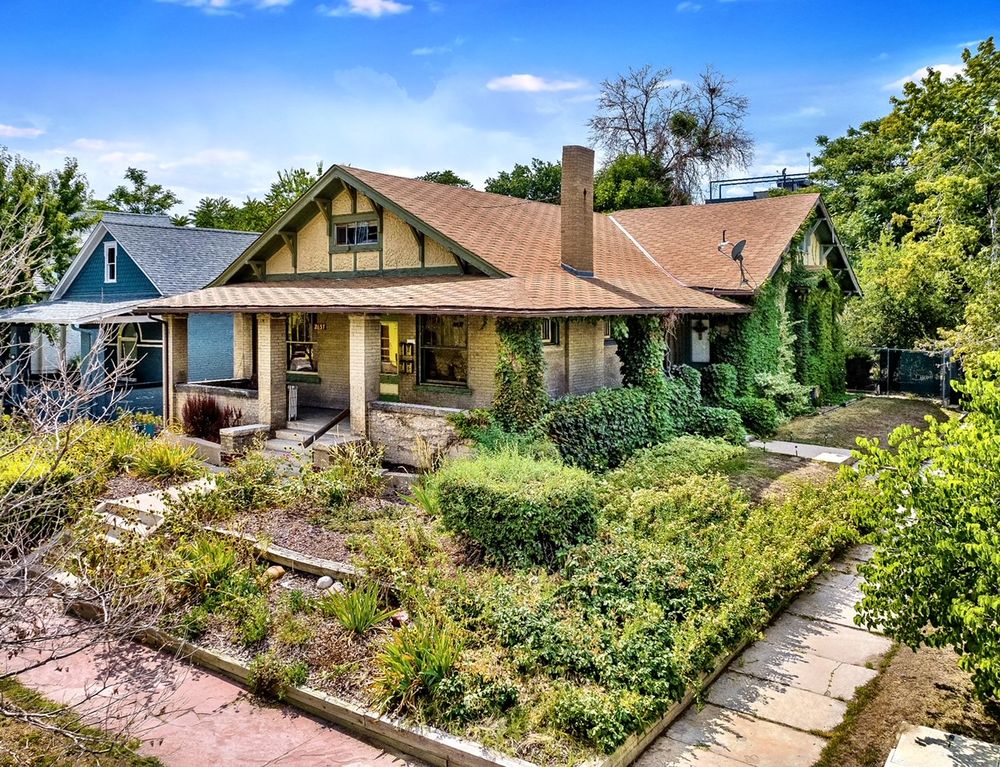 Photo of Erin Bradley - ONE Realty