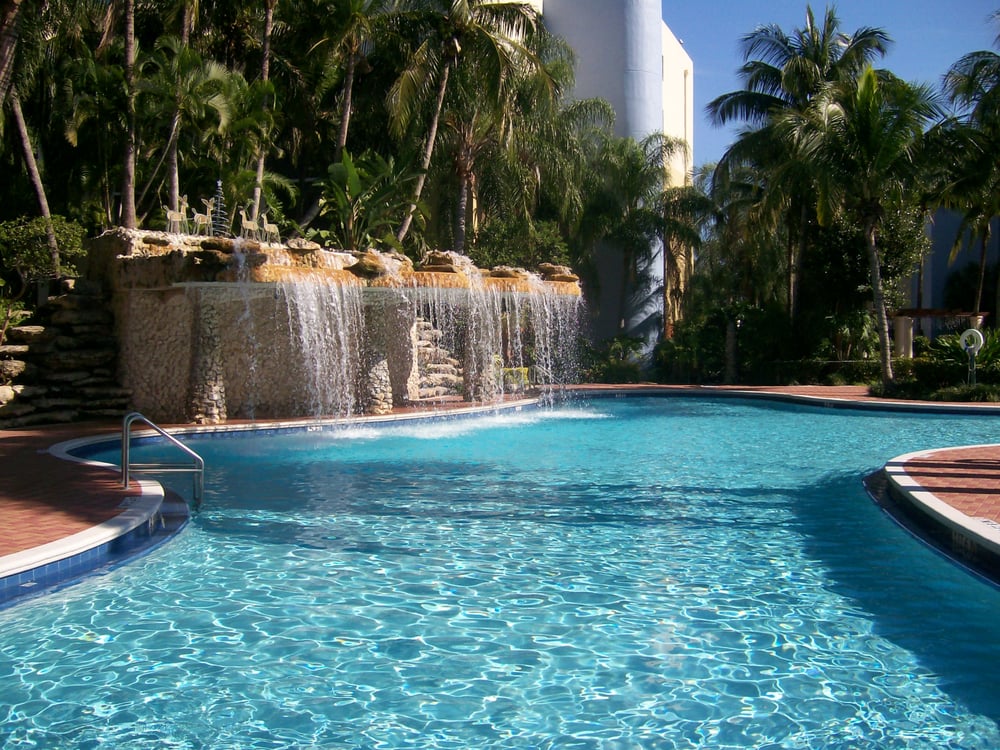 Photo of Fontainebleau Milton Apartments