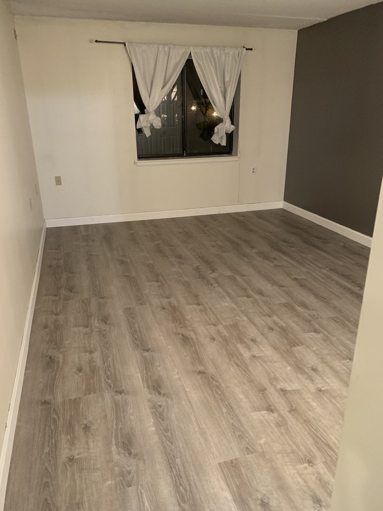 Photo of Lynh's Hardwood Floor Services