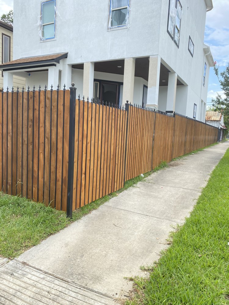 Photo of PEÃA'S fence