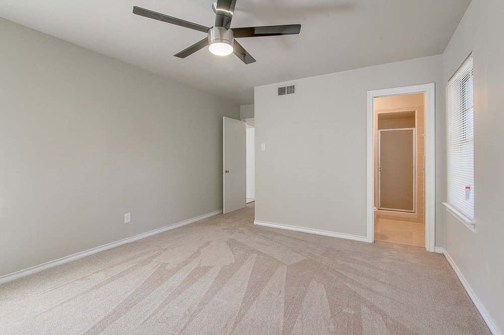 Photo of Dallas Carpet Outlet & Fine Floors