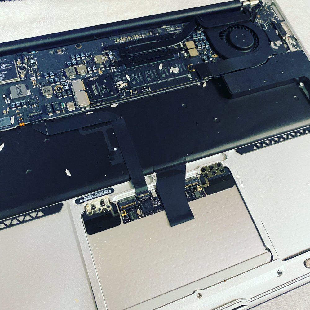 Photo of Eazy Computers & iPhone Repair