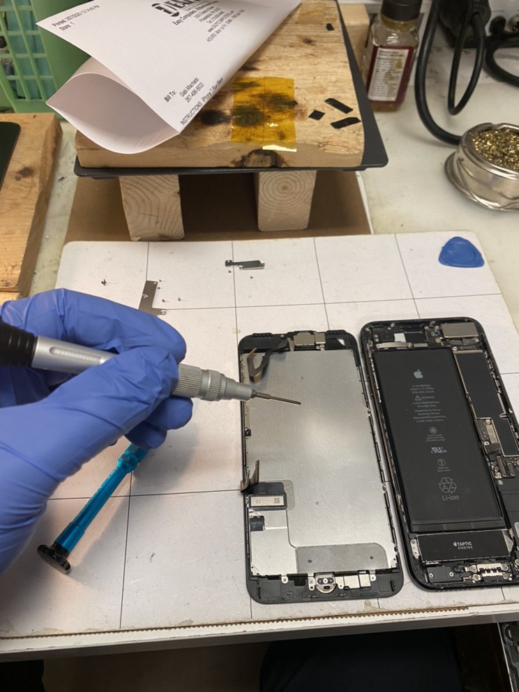 Photo of Eazy Computers & iPhone Repair