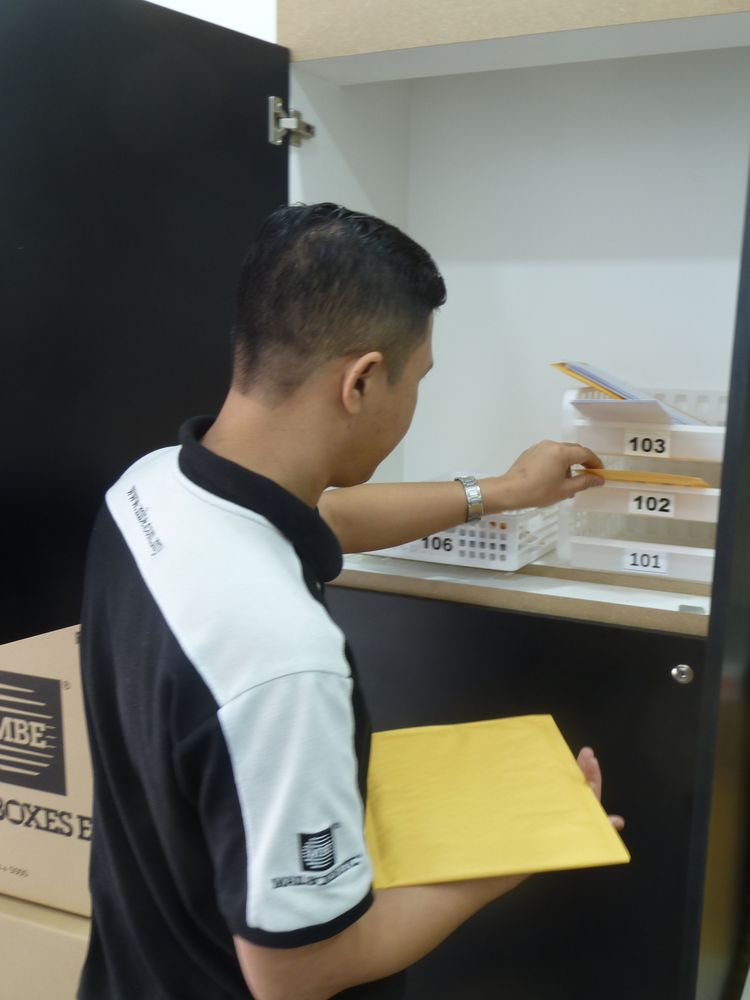Photo of Mail Boxes MBE Taman Desa