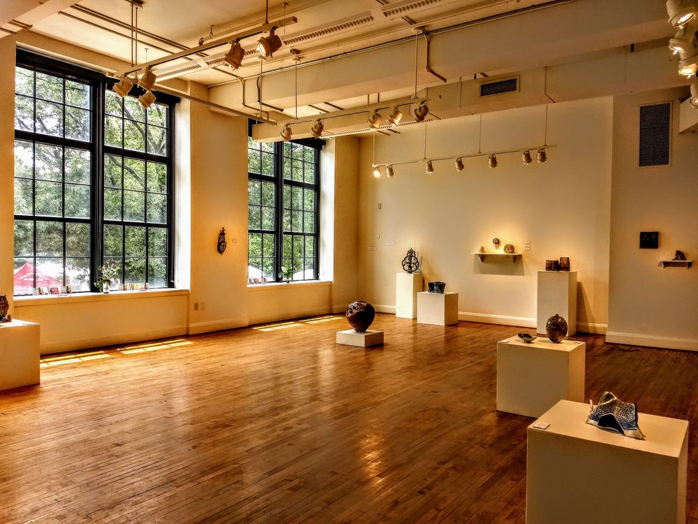 Photo of Peggy R McConnell Arts Center of Worthington