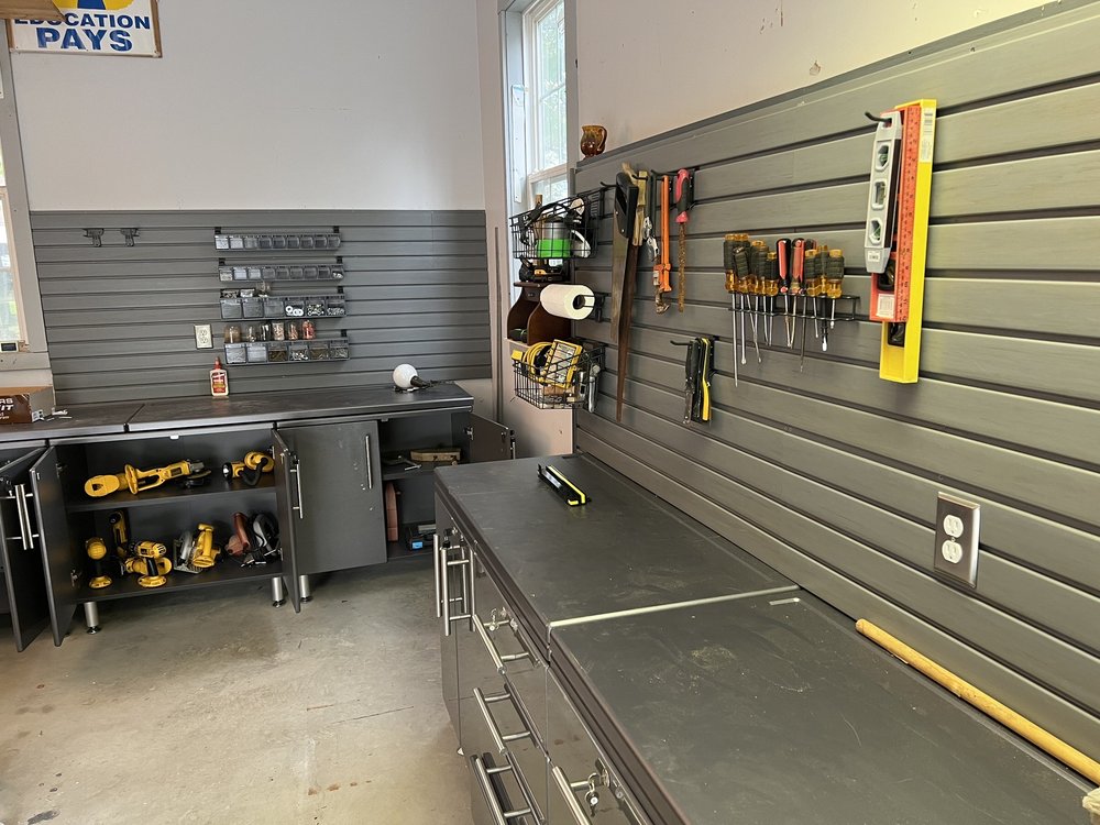Photo of Garage Apex