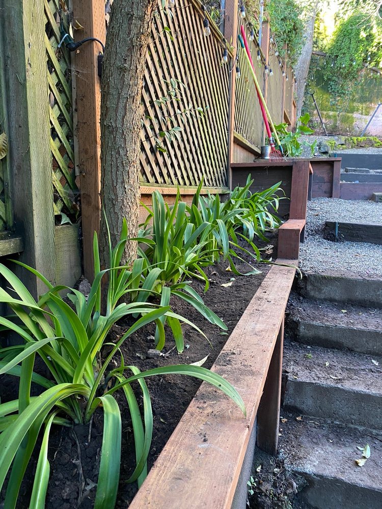Photo of Edelmar's Gardening Landscape