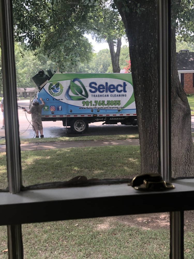 Photo of Select Trash Can Cleaning