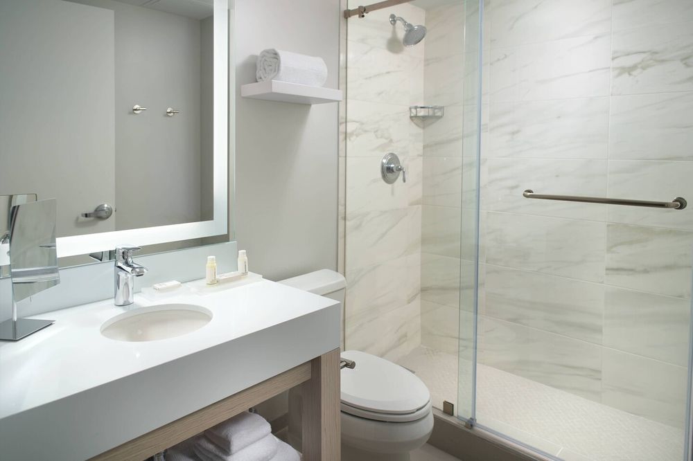 Photo of Courtyard by Marriott Miami Coconut Grove