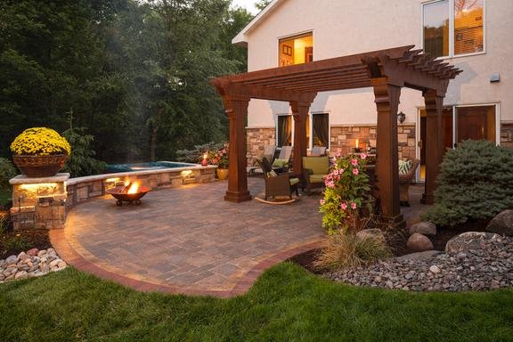 Photo of L & R Suburban Landscaping