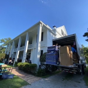Photo of Love's Pro Moving