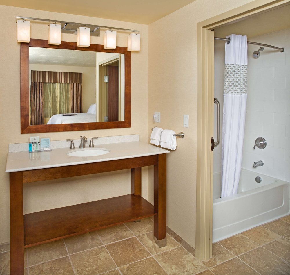 Photo of Hampton Inn & Suites Pittsburgh/Waterfront-West Homestead