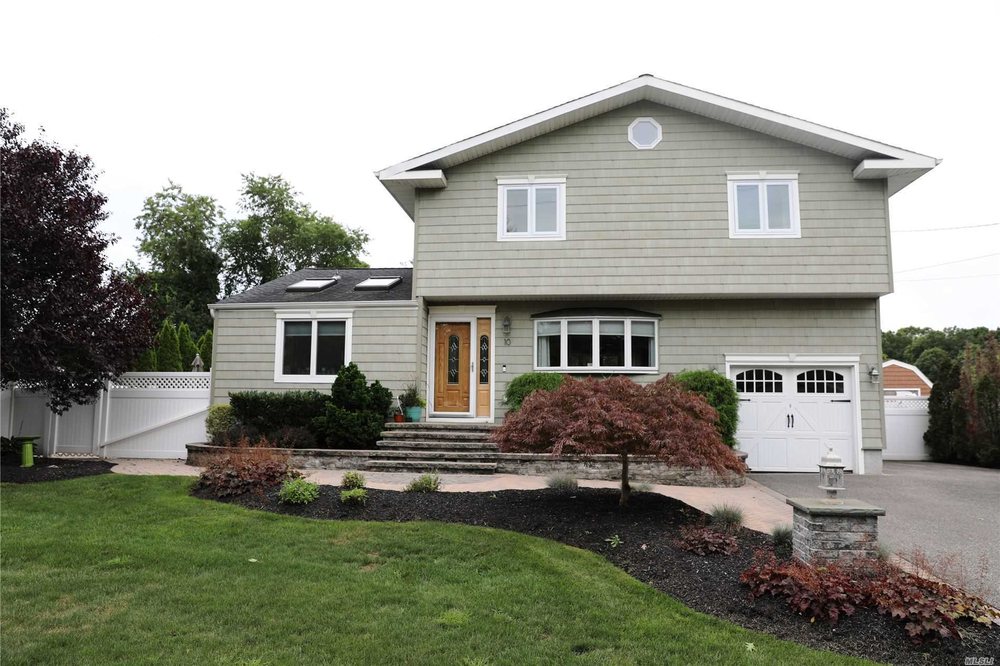 Photo of Leesa Byrnes Realty