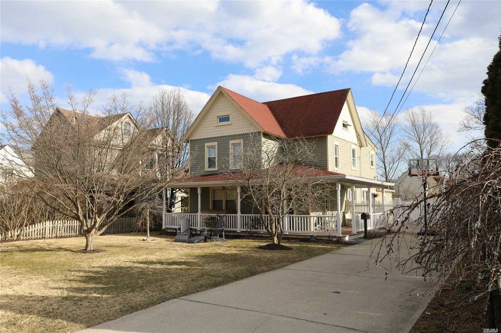 Photo of Leesa Byrnes Realty