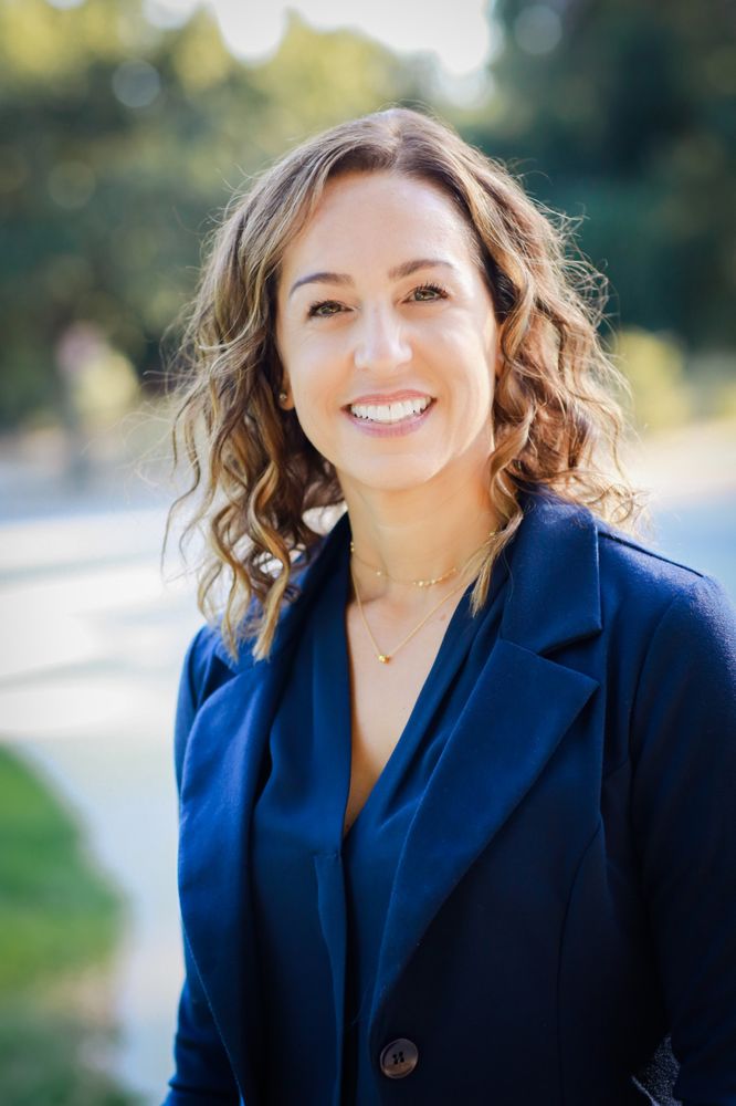 Photo of Lisa & Lisa Real Estate Consultant Group