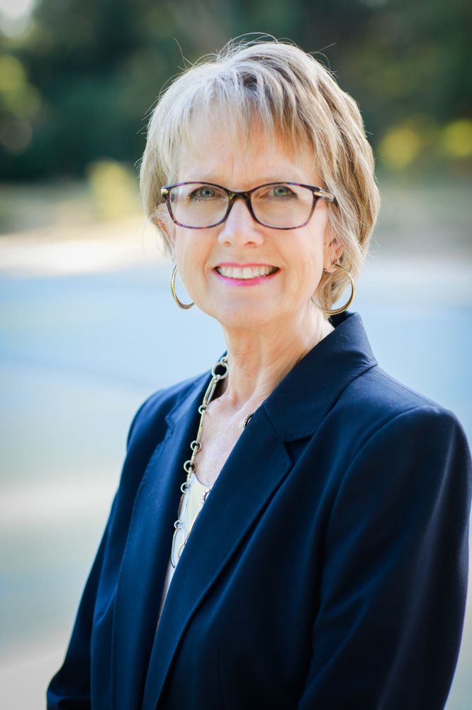 Photo of Lisa & Lisa Real Estate Consultant Group
